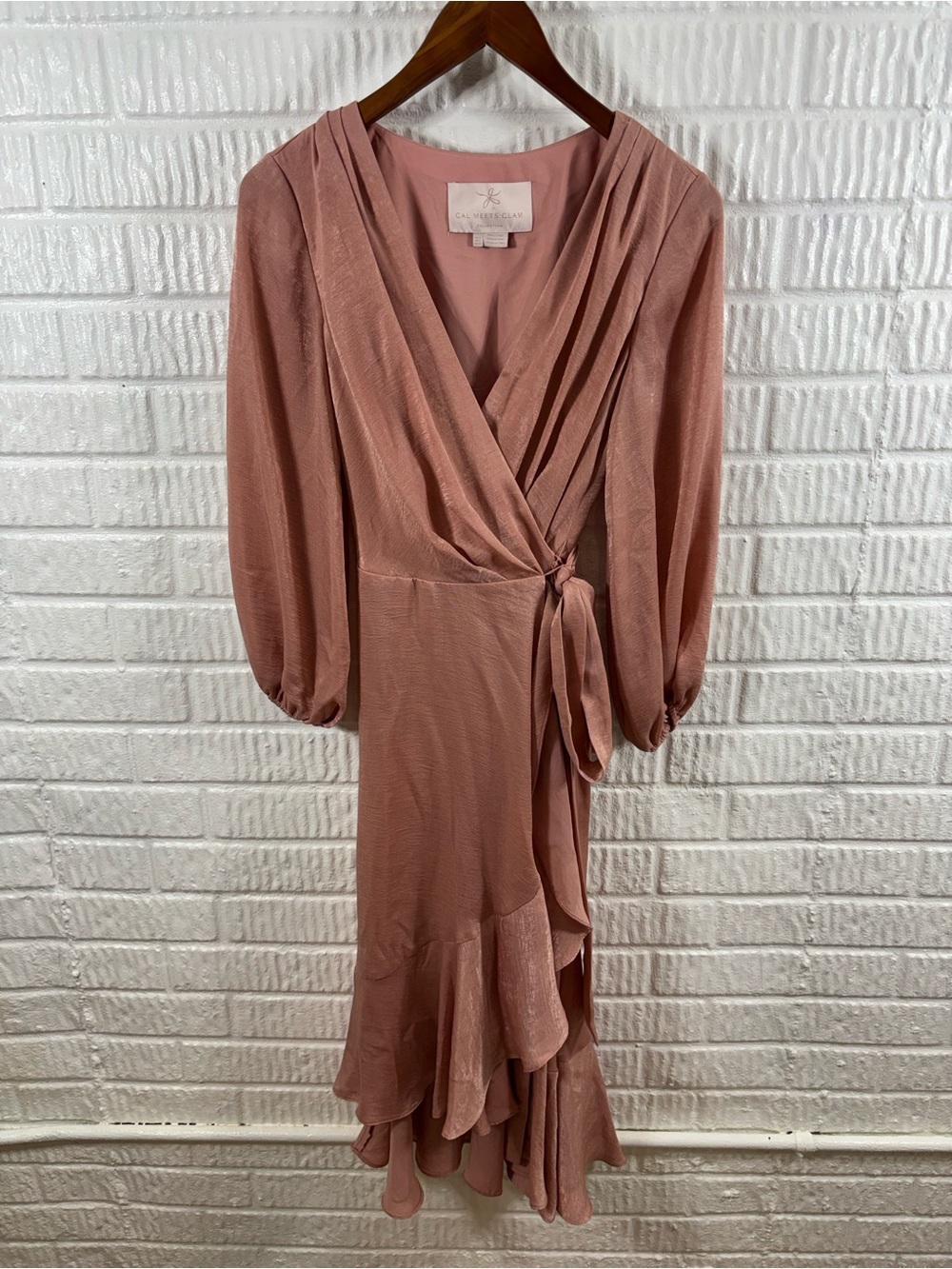 Gal Meets Glam Jennifer Dress 2 - Picture 3 of 6